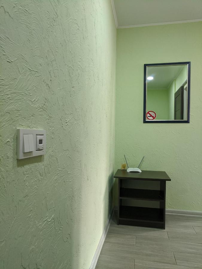 Apartment Near City Center On Peremohy Avenue 46 체르니히우 외부 사진